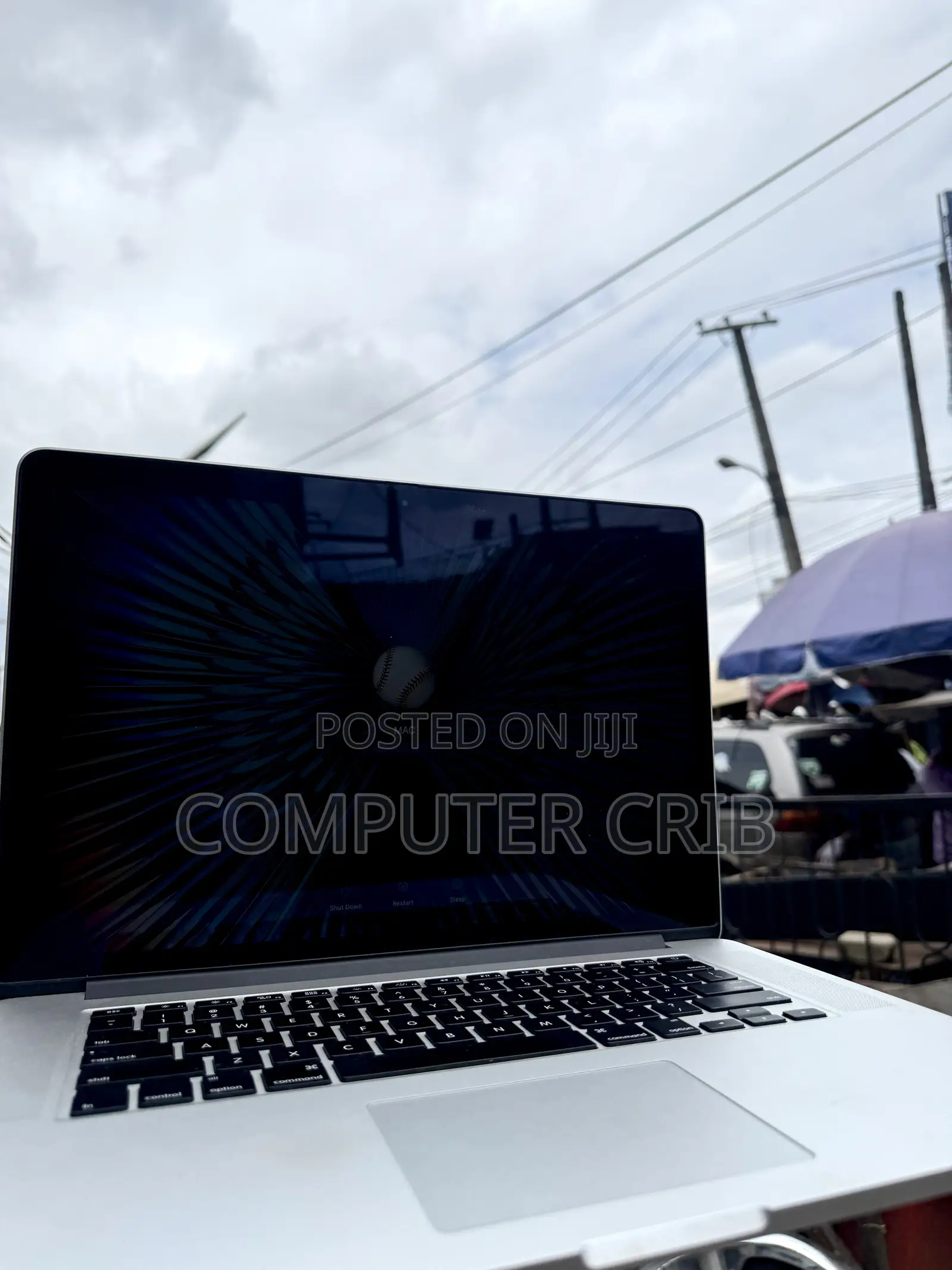 Laptop Apple MacBook Pro 2015 16GB Intel Core i7 SSD 512GB
