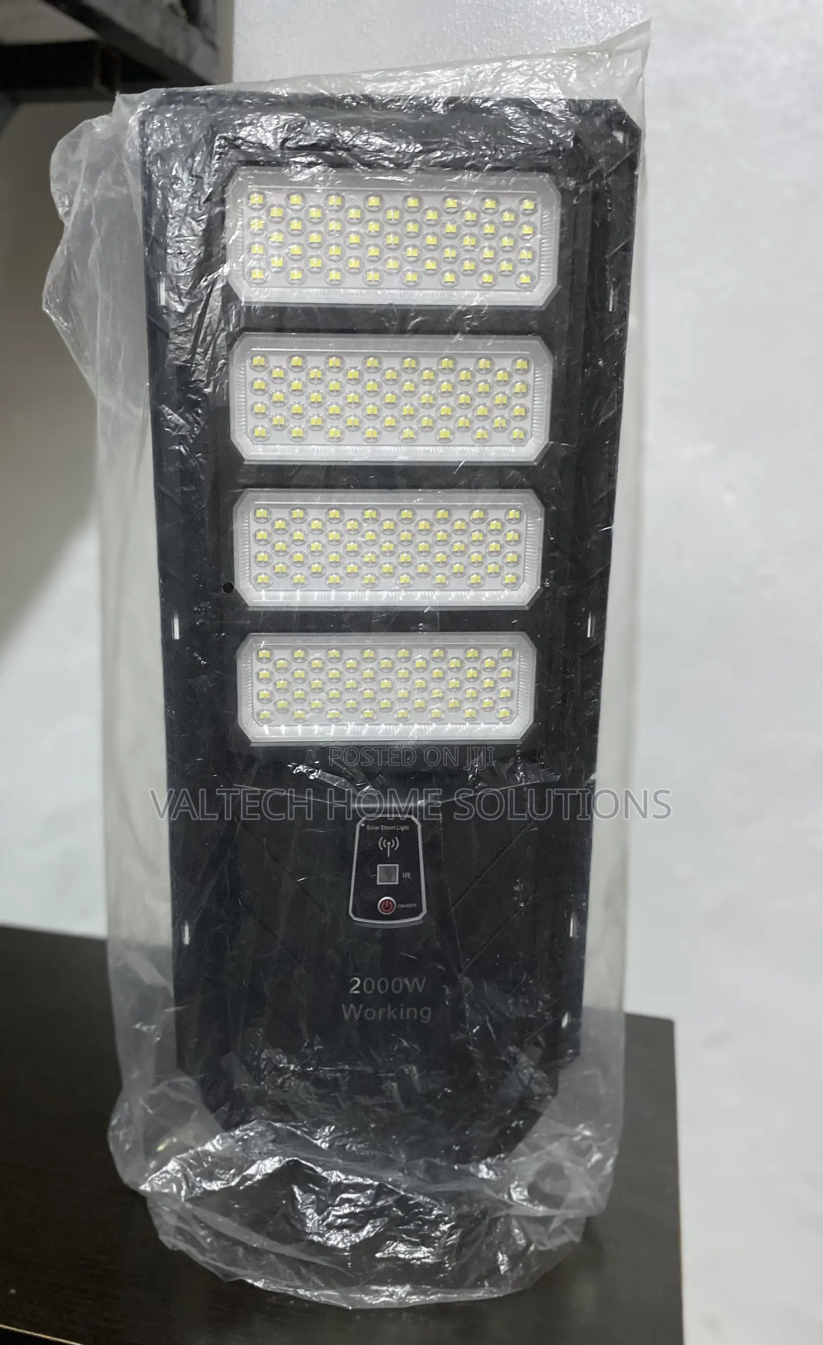 2000W Solar Flood Street Light With Remote