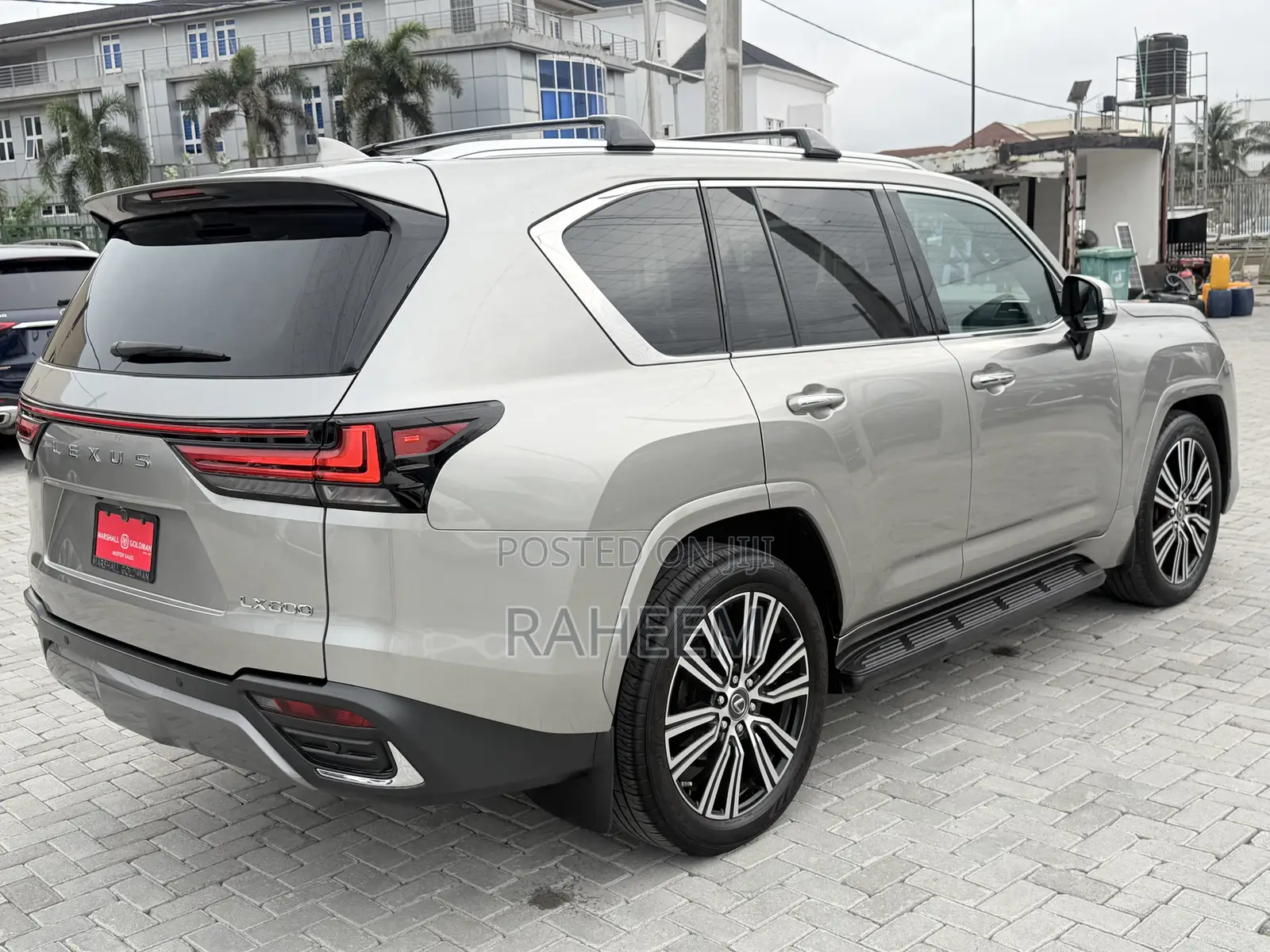 Lexus LX 600 2023 Gold