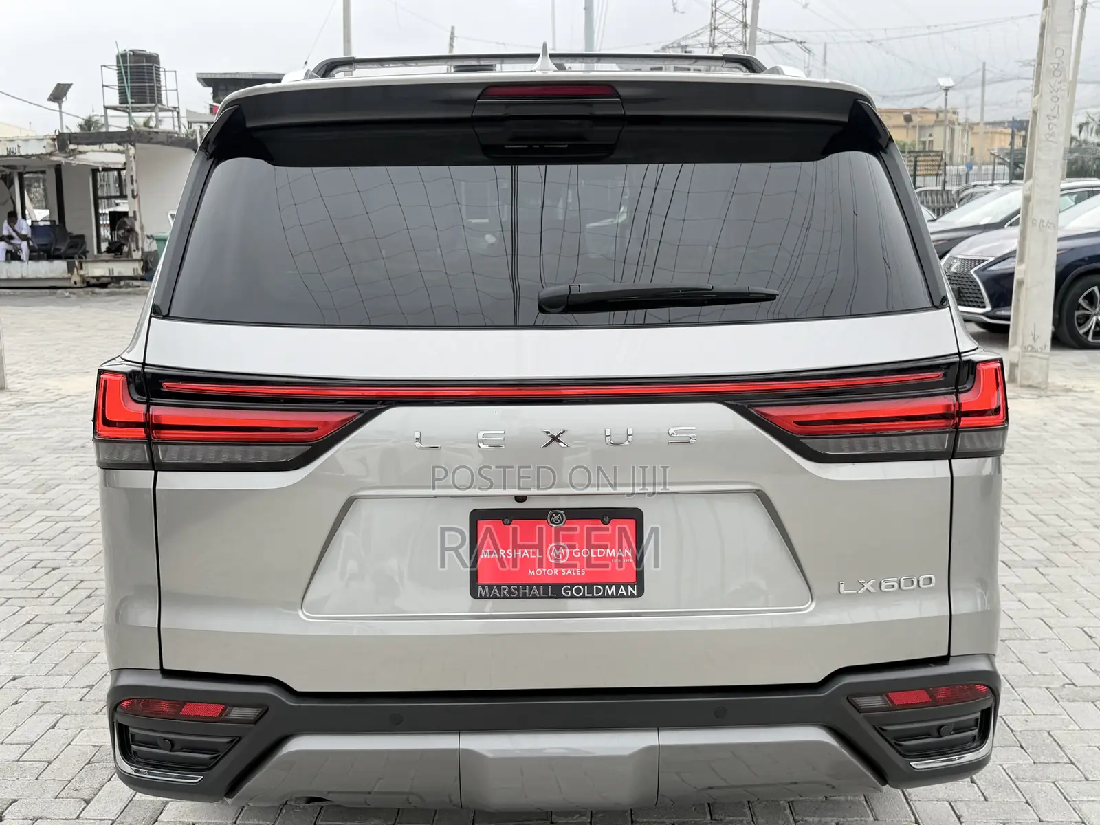 Lexus LX 600 2023 Gold