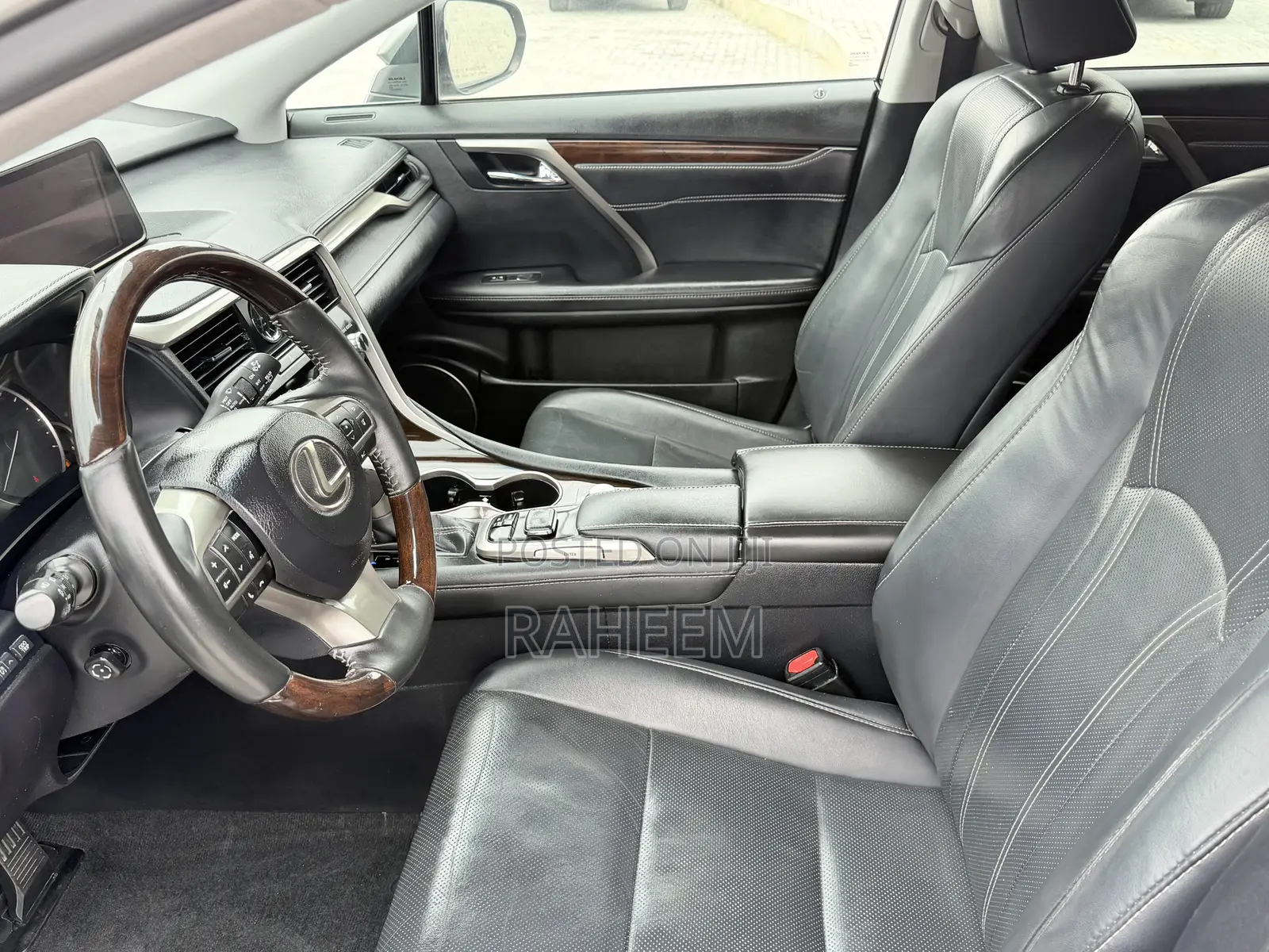 Lexus RX 350 AWD 2017 Gold