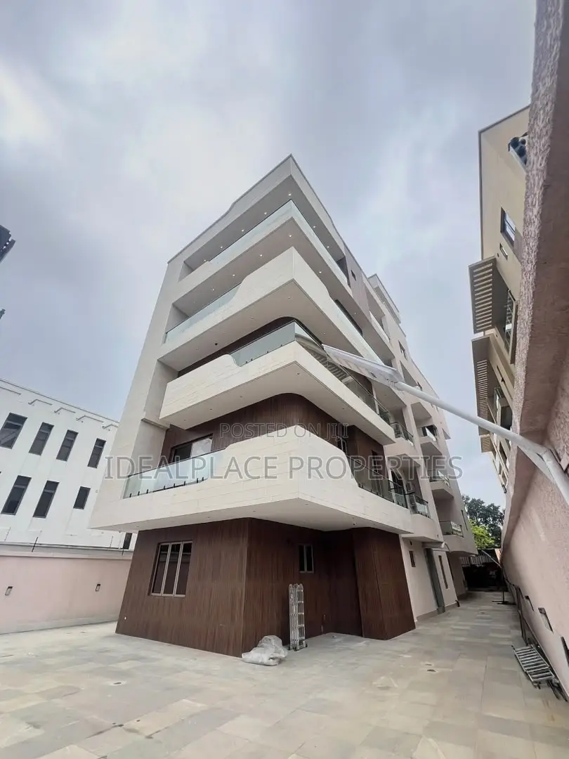 3bdrm Apartment in Old Ikoyi for rent