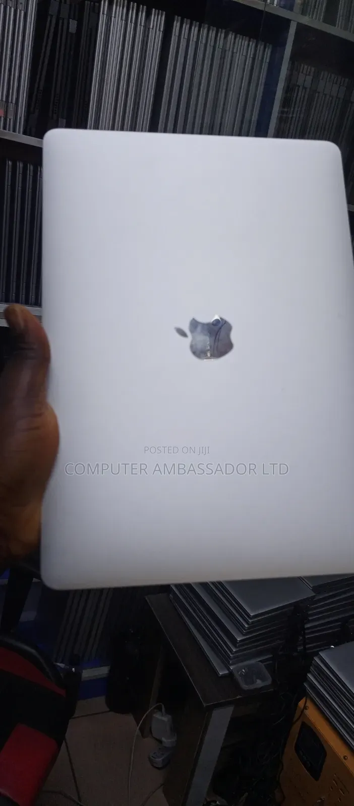 Laptop Apple MacBook Pro 2018 8GB Intel Core i5 SSD 256GB
