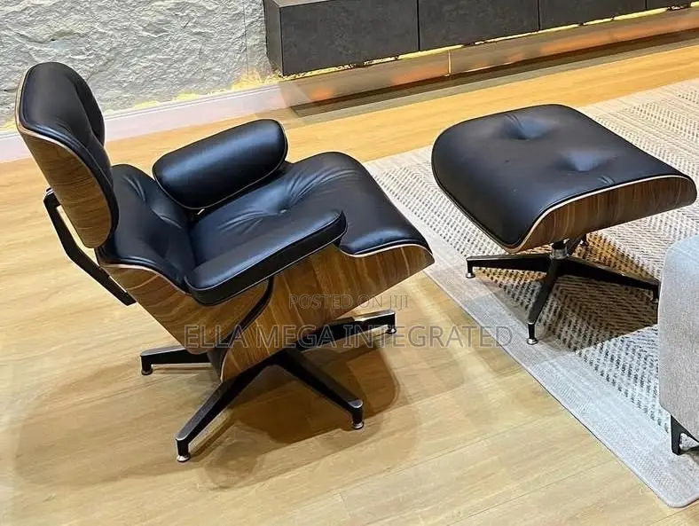 Luxury Ottoman Chair With Foot Rest