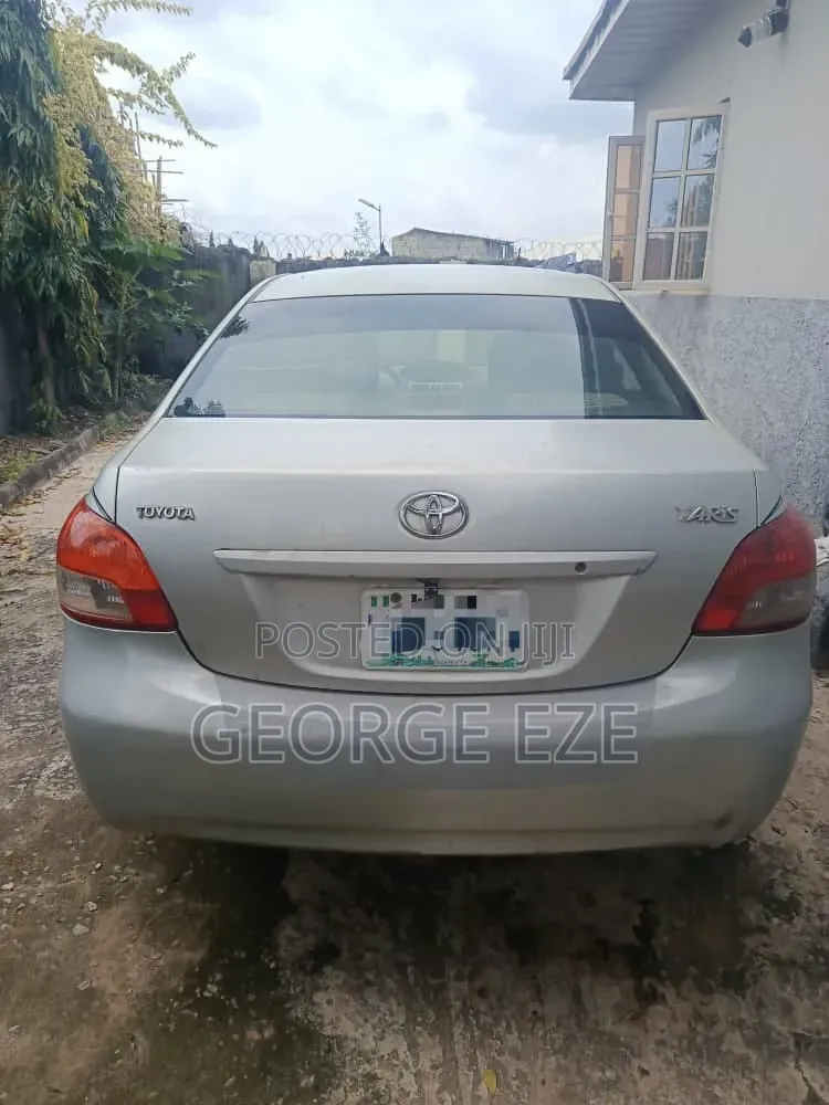 Toyota Yaris 2008 Silver