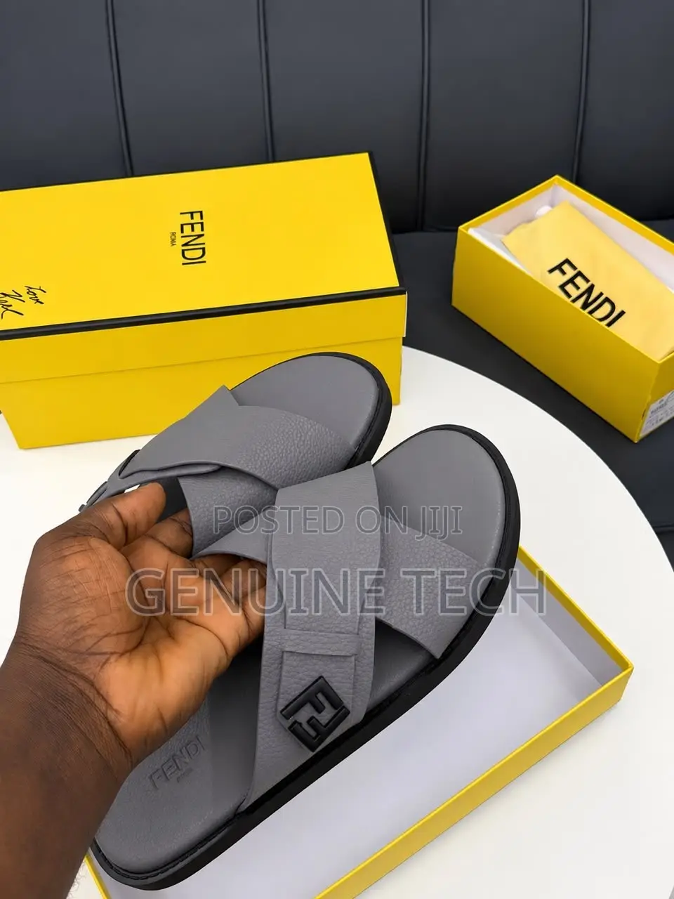 Quakity Fendi Slippeee