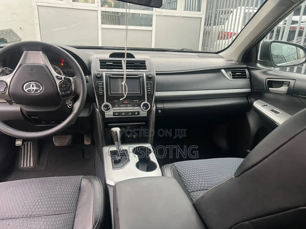 Toyota Camry SE 4dr Sedan (2.5L 4cyl 6A) 2014 Black