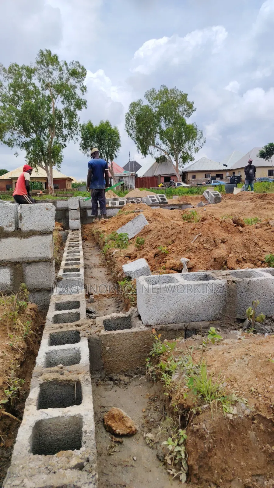 Buildable Land in a Sweet Neighborhood