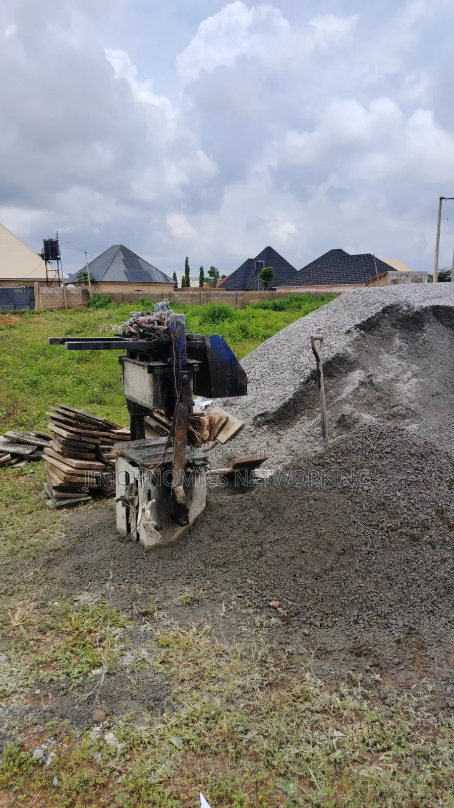 Buildable Land in a Sweet Neighborhood