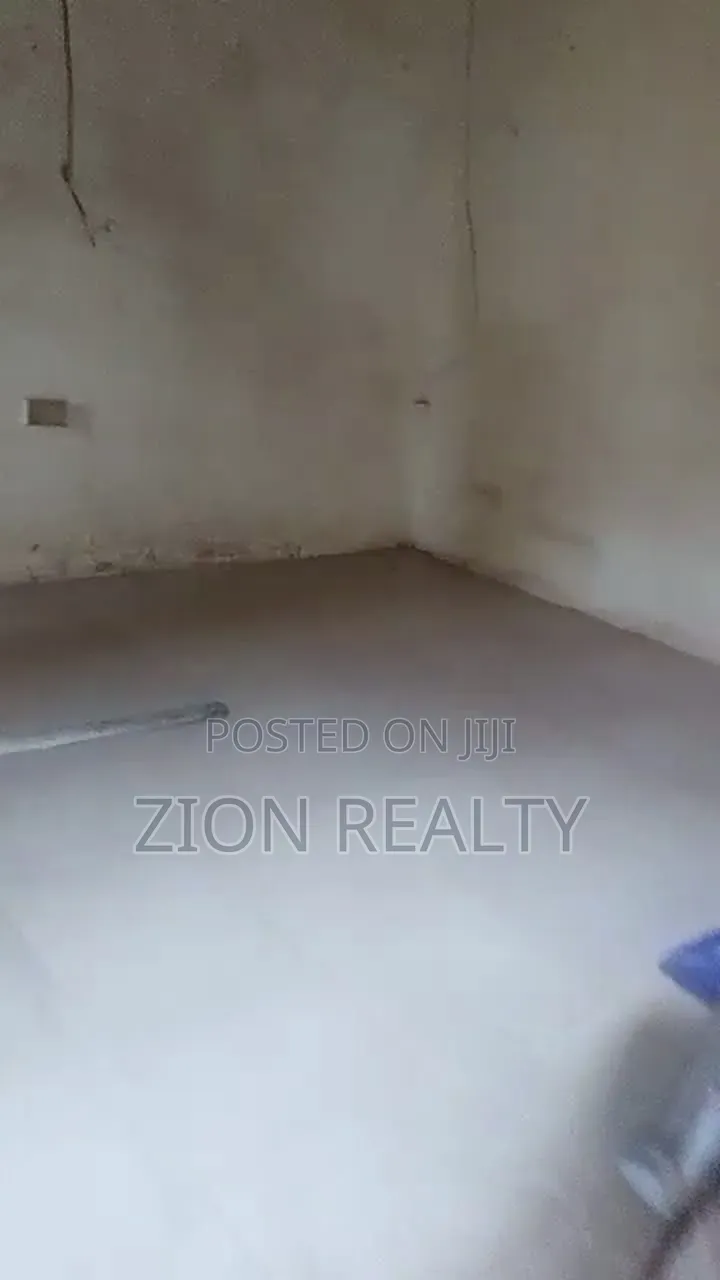 1bdrm Bedsitter in New Road, Ibeju for rent