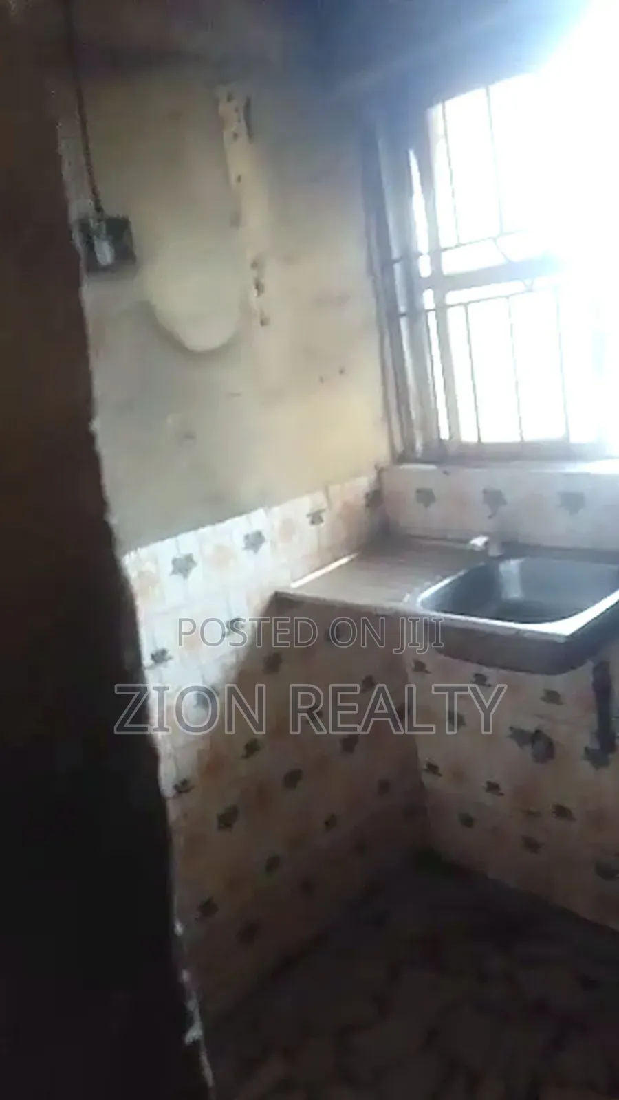 1bdrm Bedsitter in New Road, Ibeju for rent