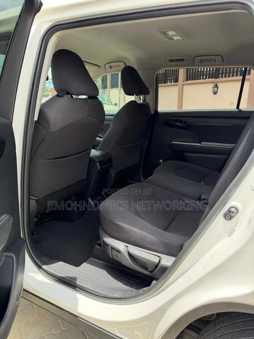 Toyota Highlander 2021 White