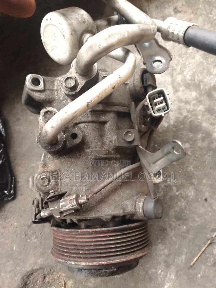Lexus IS250 2011 Model Compressor