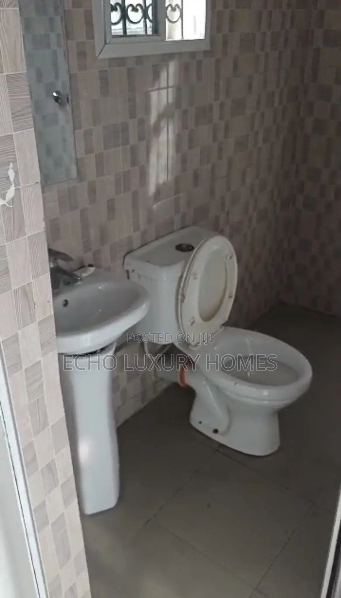 Furnished 4bdrm Duplex in Apple Junction for rent
