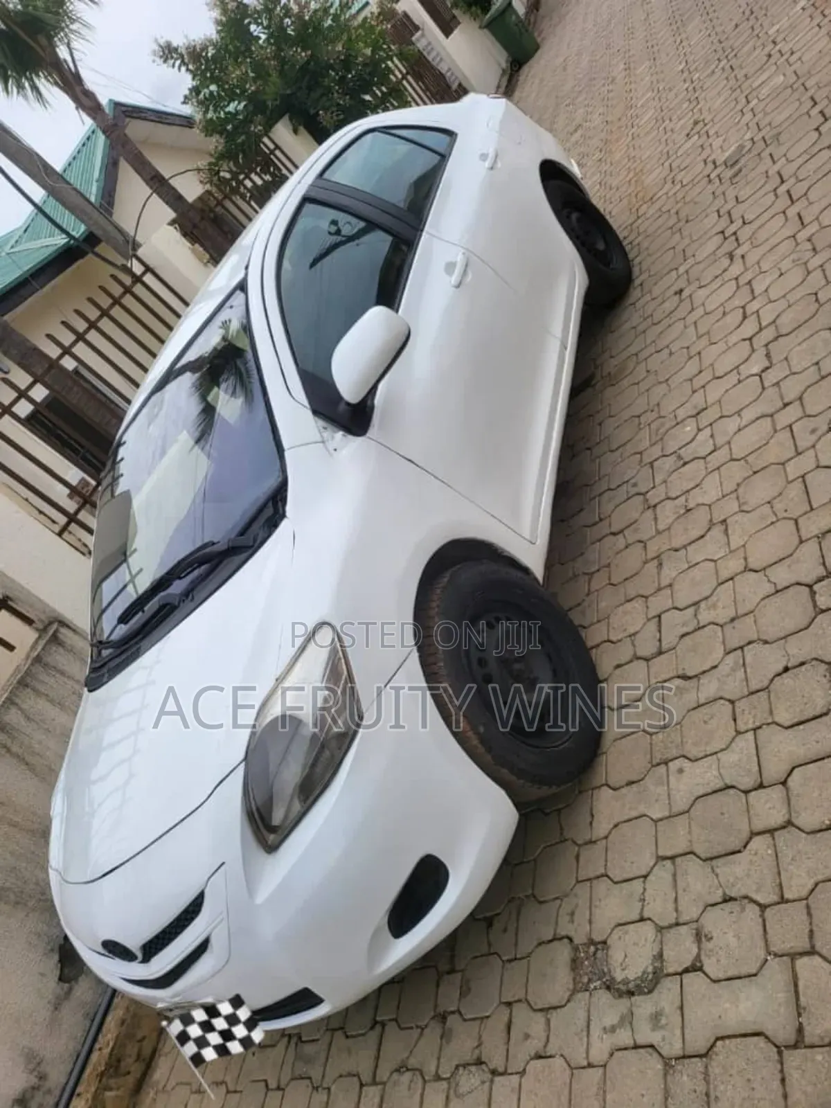 Toyota Yaris 2008 White