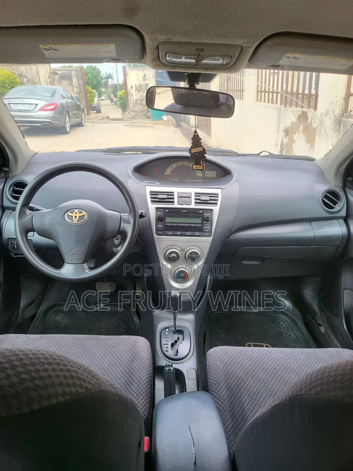 Toyota Yaris 2008 White