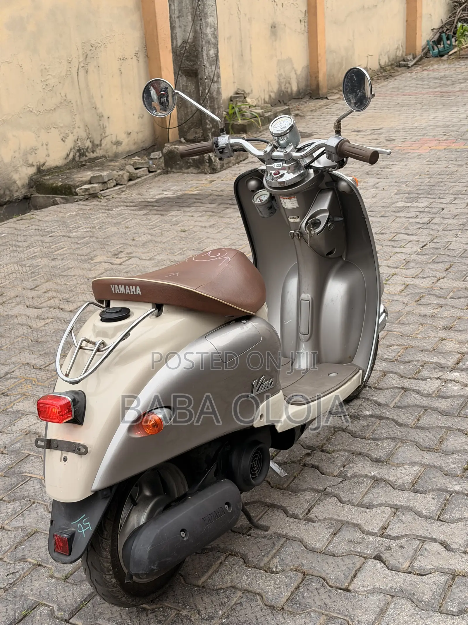 Yamaha 2011 Brown