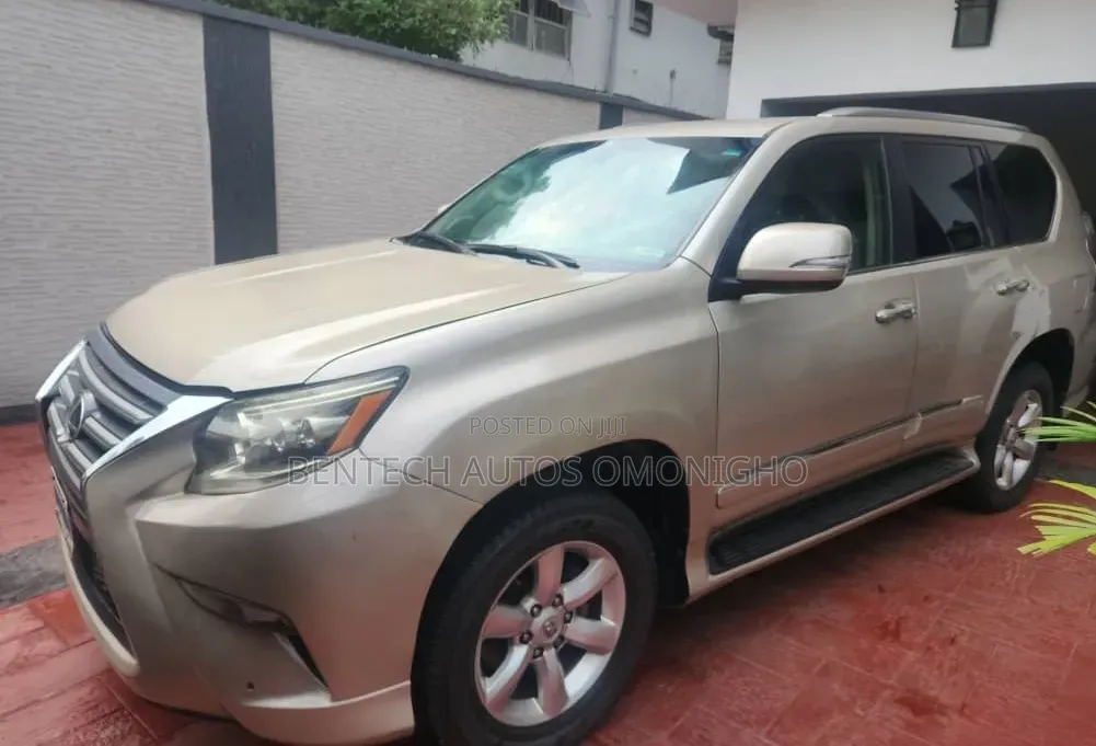Lexus GX 460 2012 Gold