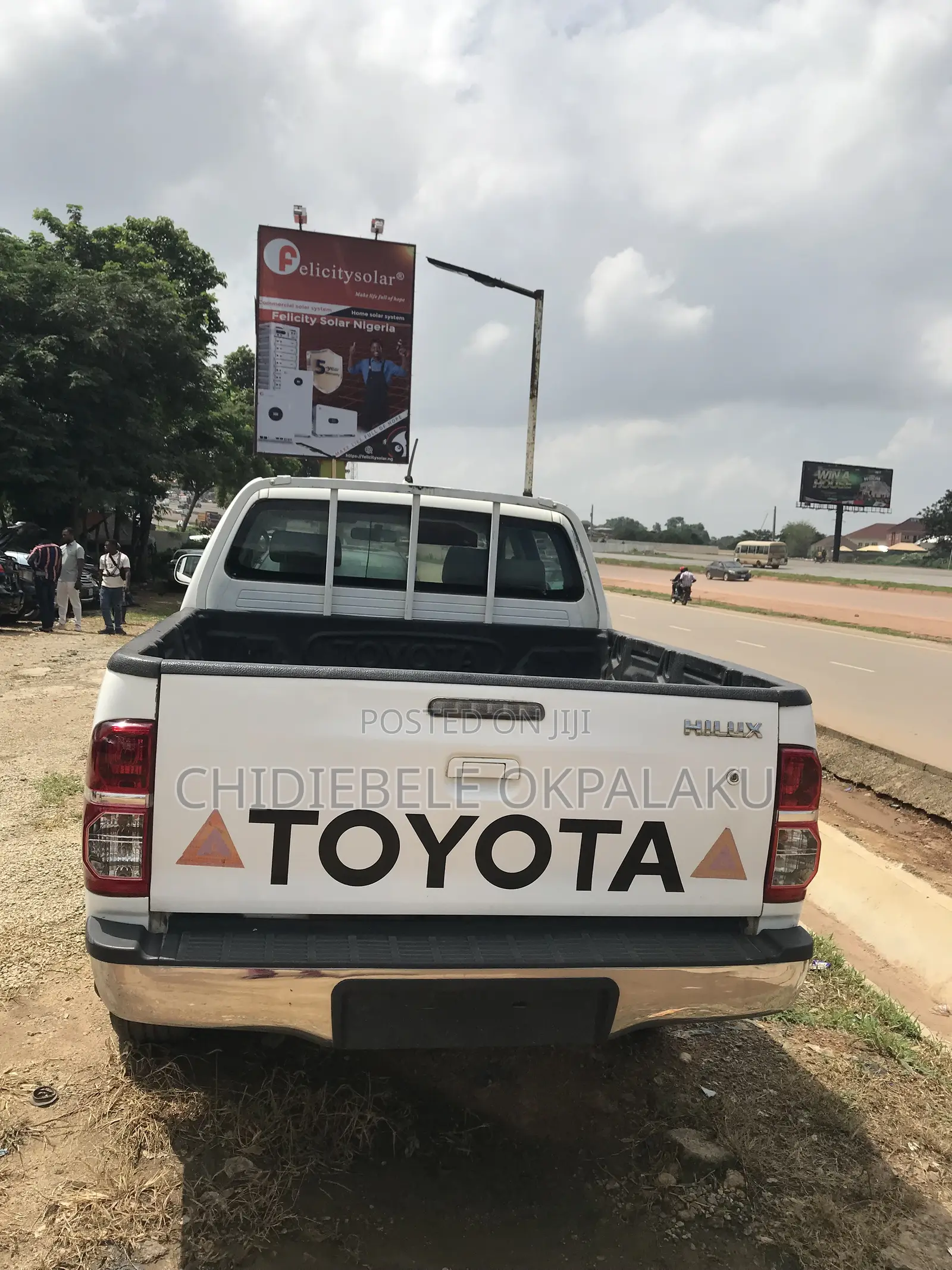 Toyota Hilux 2014 White