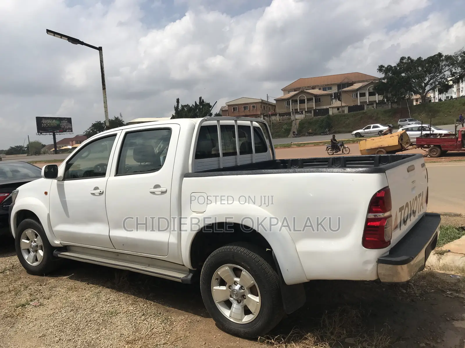 Toyota Hilux 2014 White