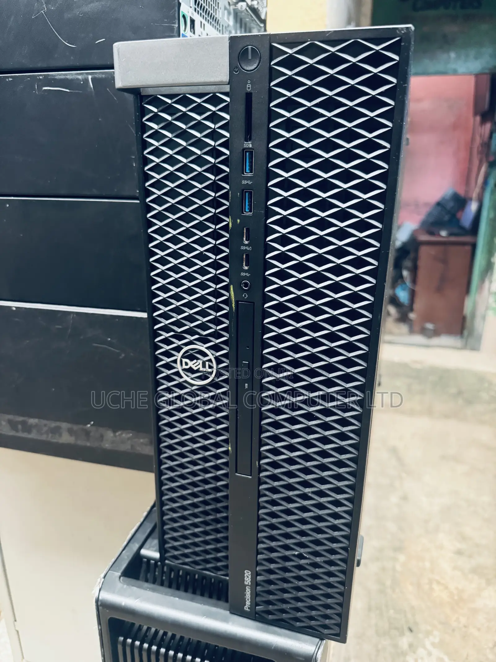 Desktop Computer Dell Precision 5820 64GB Intel Core i9 SSD 1T