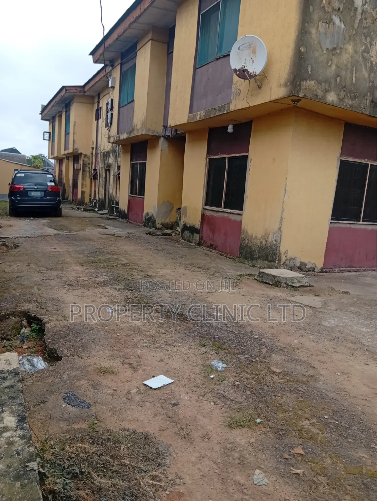 3bdrm Block of Flats in Unity Estate, Abaranje for sale