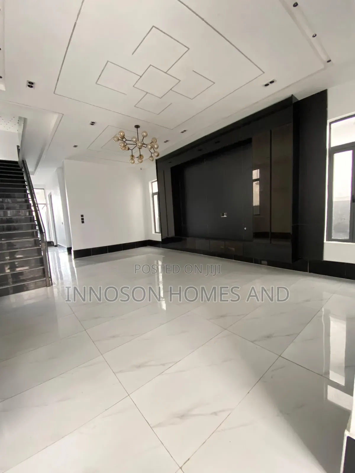 5bdrm Duplex in Sangotedo for sale