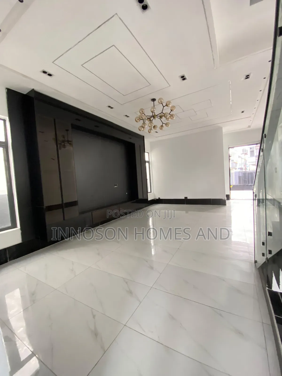 5bdrm Duplex in Sangotedo for sale