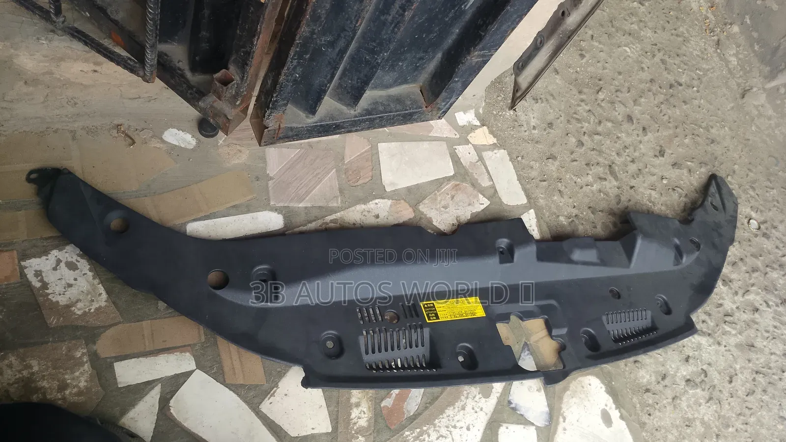 Radiator Plastic and Side Plastic for Highlander 2015