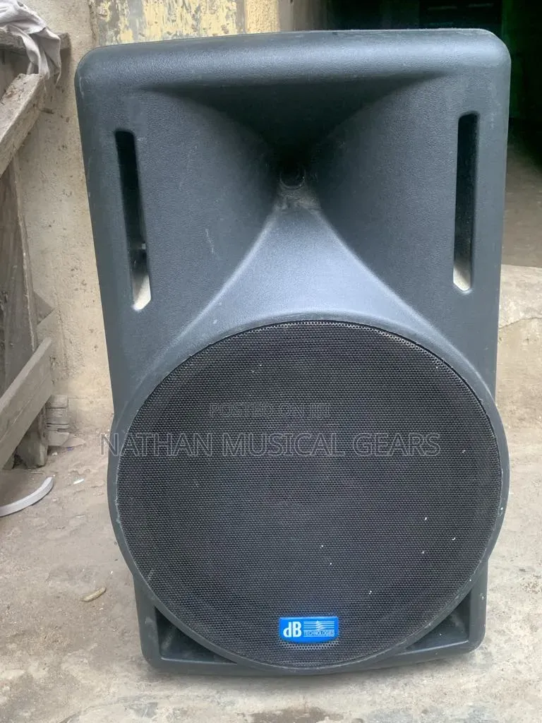 dBTechnologies OPERA 12 MK2 – 12" Powered Speaker