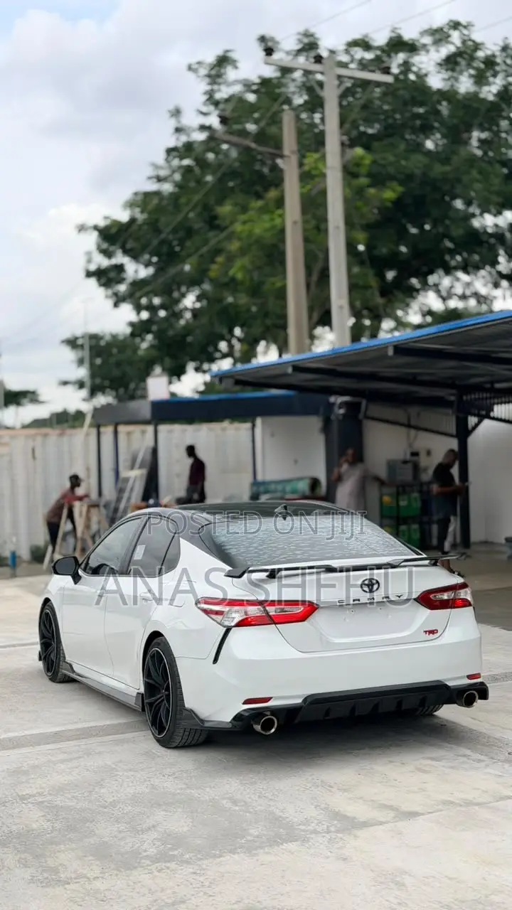 Toyota Camry TRD V6 FWD 2020 White