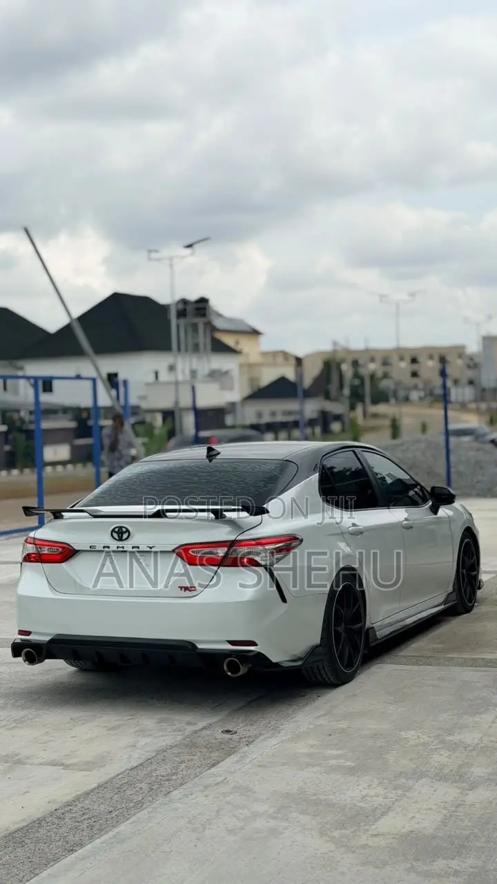 Toyota Camry TRD V6 FWD 2020 White
