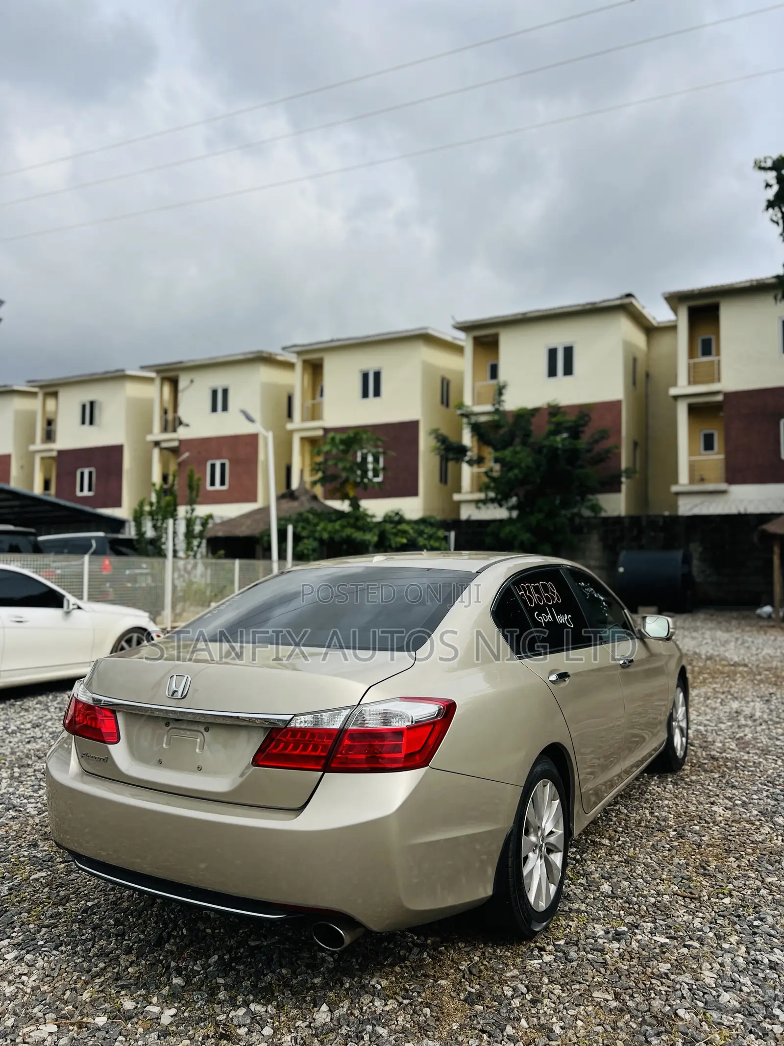 Honda Accord EX-L 4dr Sedan FWD (2.4L 4cyl 2A) 2013 Gold
