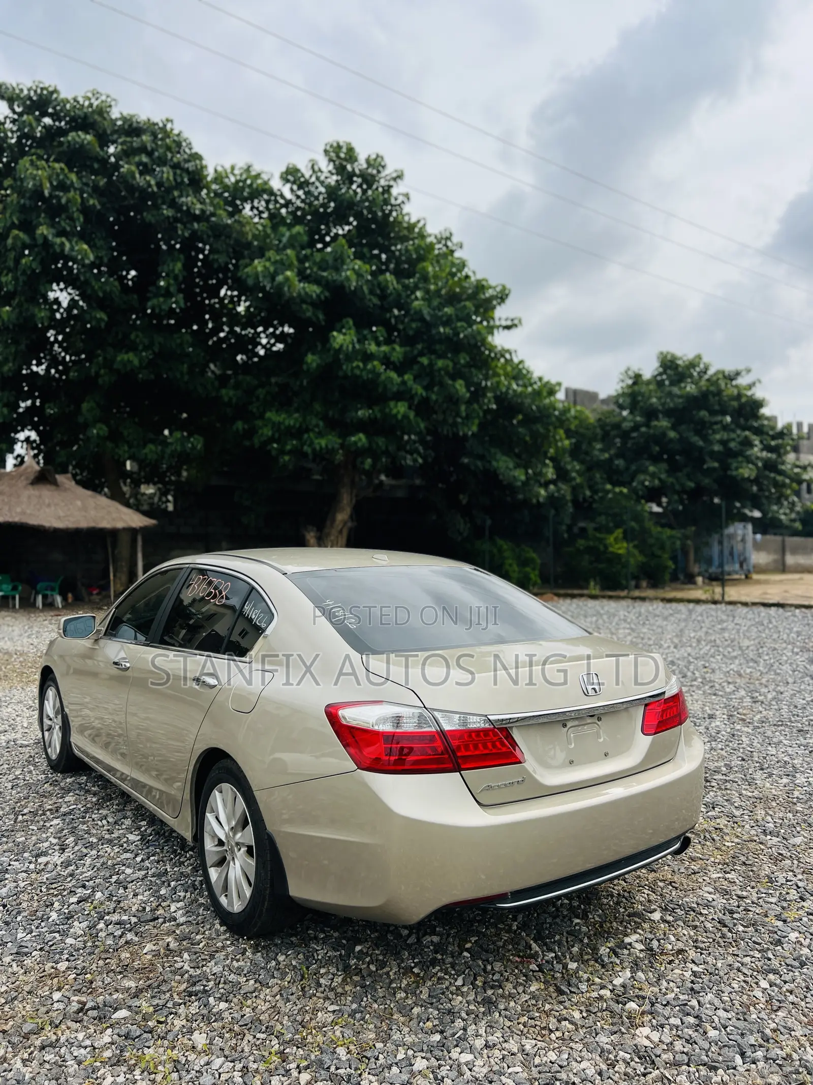 Honda Accord EX-L 4dr Sedan FWD (2.4L 4cyl 2A) 2013 Gold
