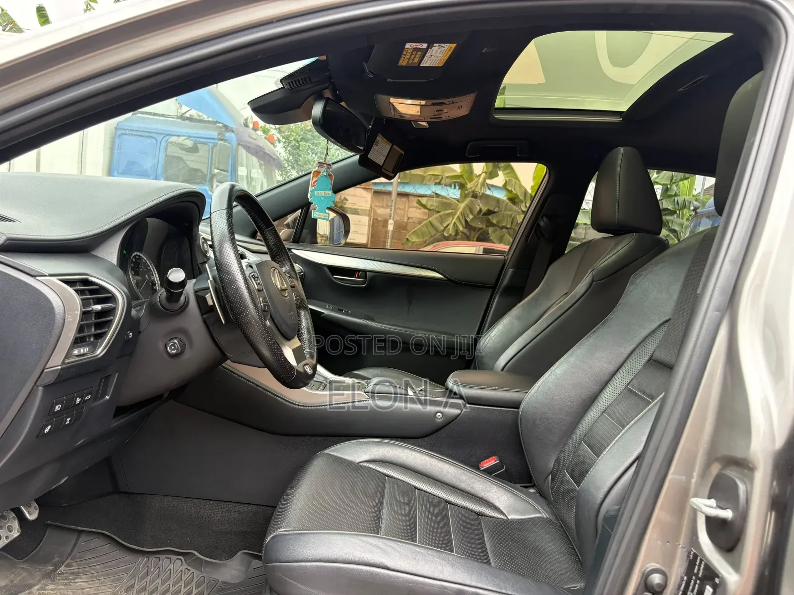 Lexus NX 2019 Gold