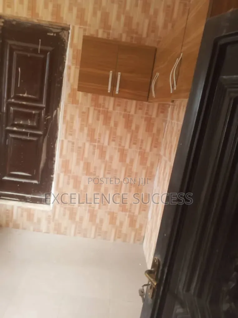 3bdrm Block of Flats in Igando New Town for rent