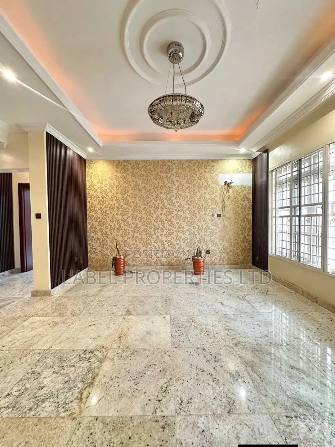5bdrm Mansion in Apo Legislative, Gudu for sale