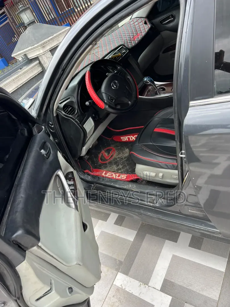 Lexus IS 2007 Silver