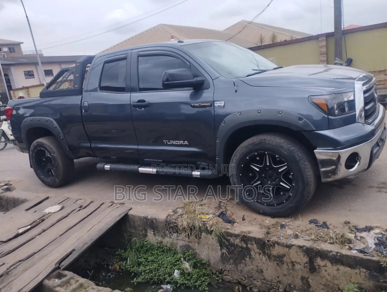Toyota Tundra 2010 Matt Black