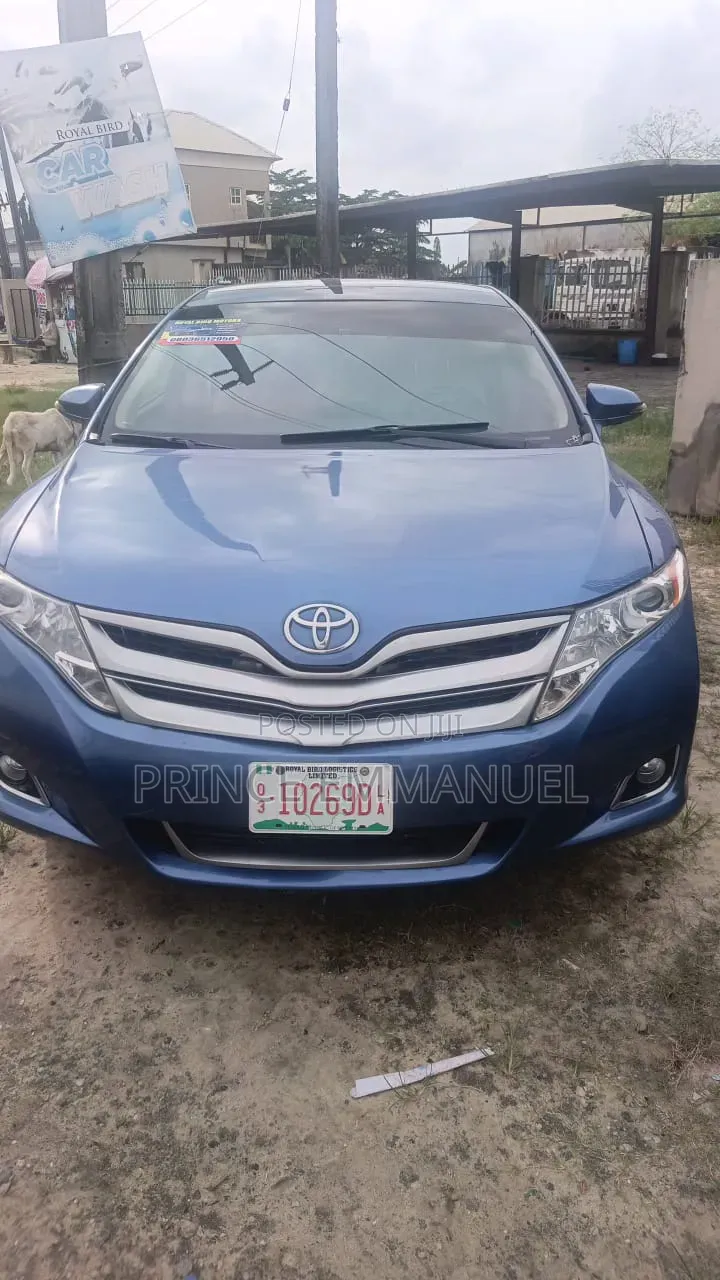Toyota Venza 2010 Blue