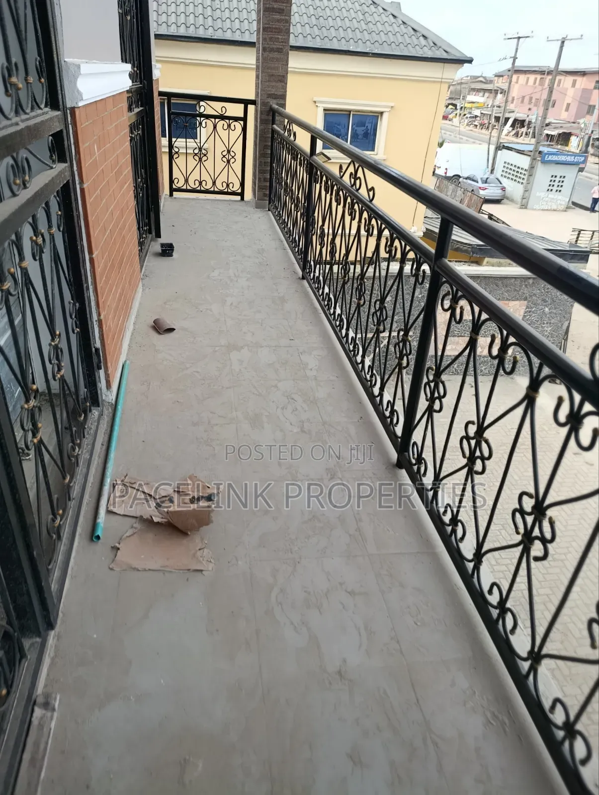 Newly Built Spacious Shop Pop Ceiling 2 Toilet Good for All Business