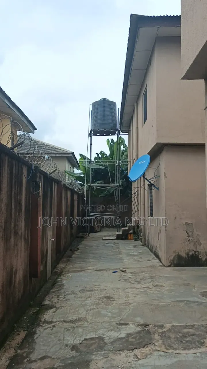 12bdrm Block of Flats in Isuti Road Egan for sale