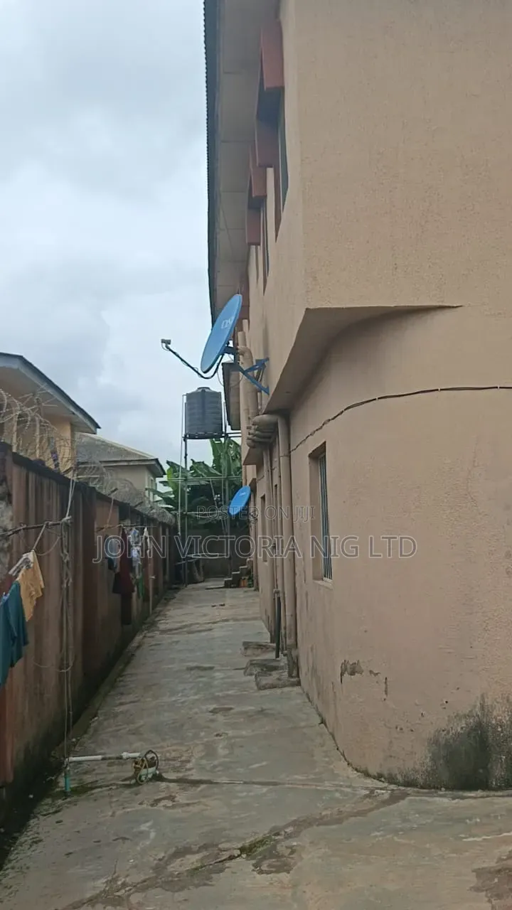 12bdrm Block of Flats in Isuti Road Egan for sale