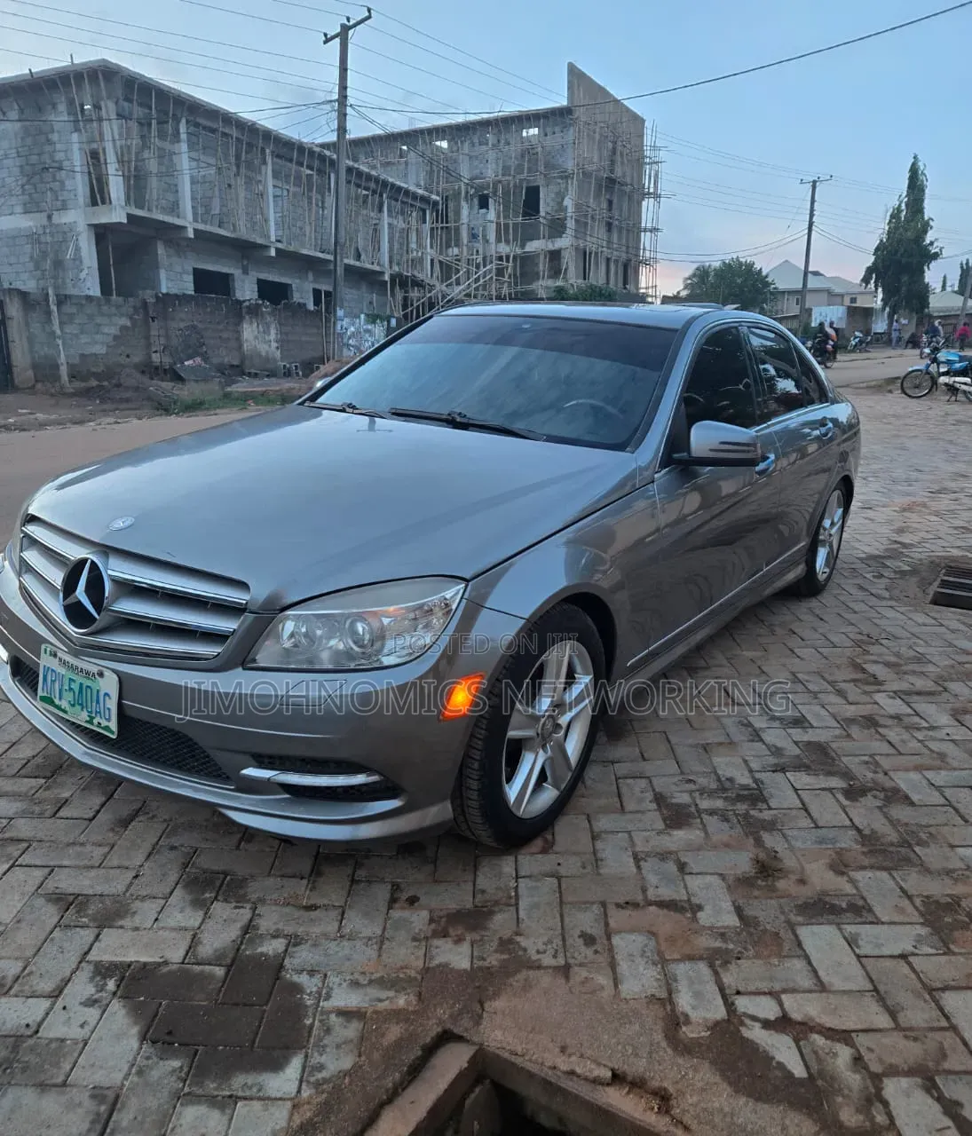 Mercedes-Benz C300 2011 Silver