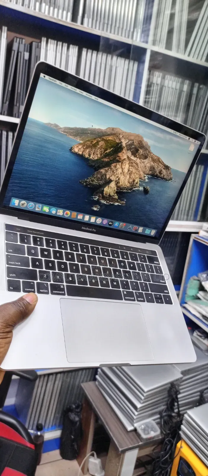 Laptop Apple MacBook Pro 2019 8GB Intel Core i5 SSD 256GB