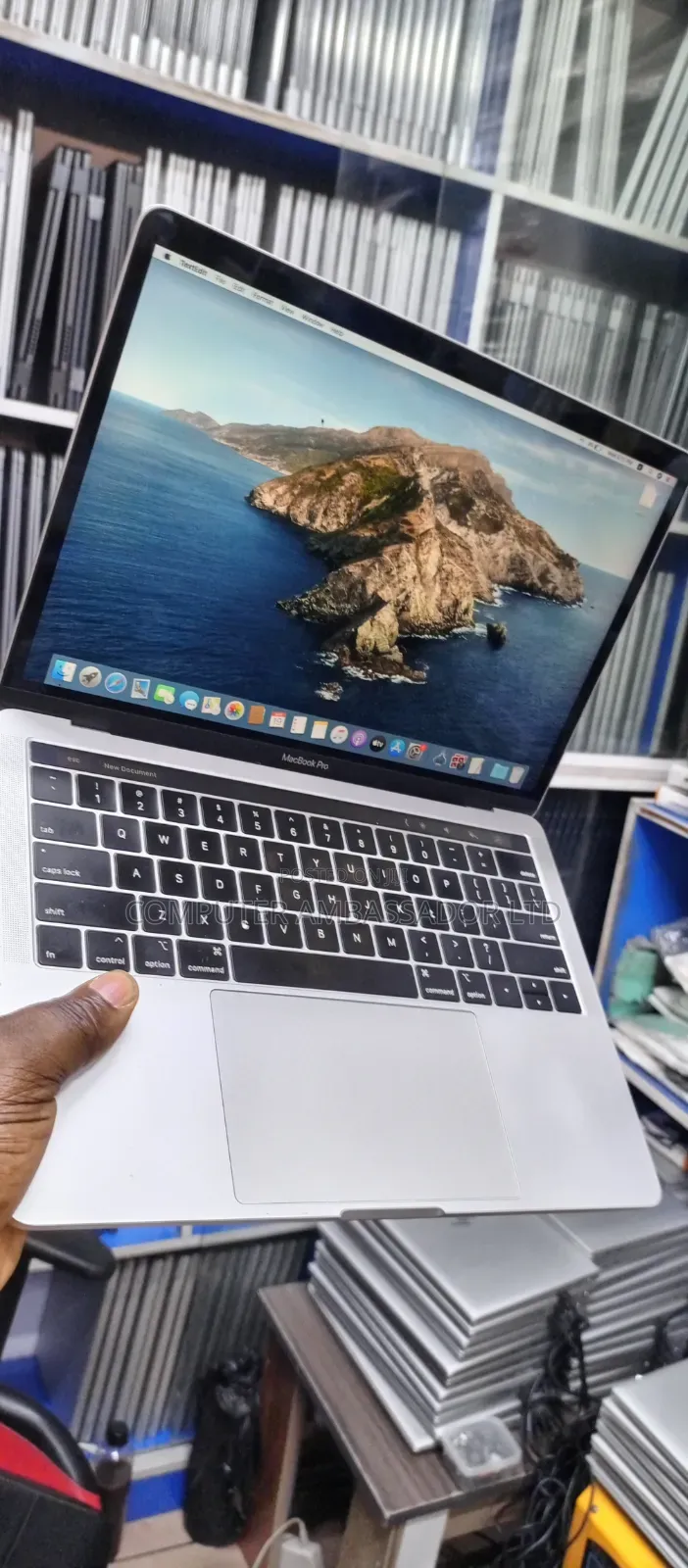 Laptop Apple MacBook Pro 2019 8GB Intel Core i5 SSD 256GB