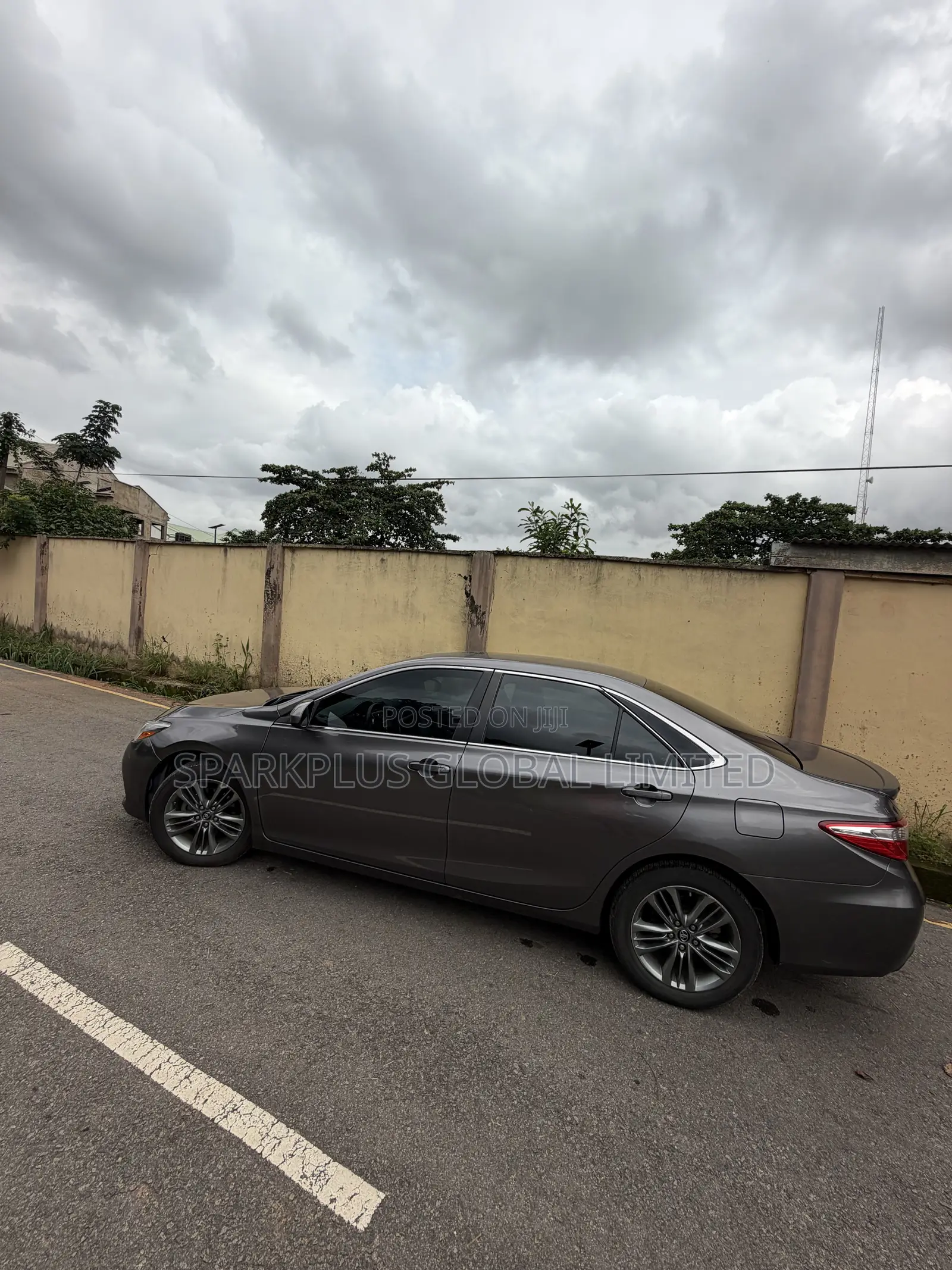 Toyota Camry SE 4dr Sedan (2.5L 4cyl 6A) 2016 Gray