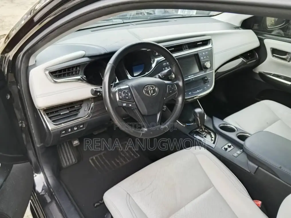 Toyota Avalon 2018 Black