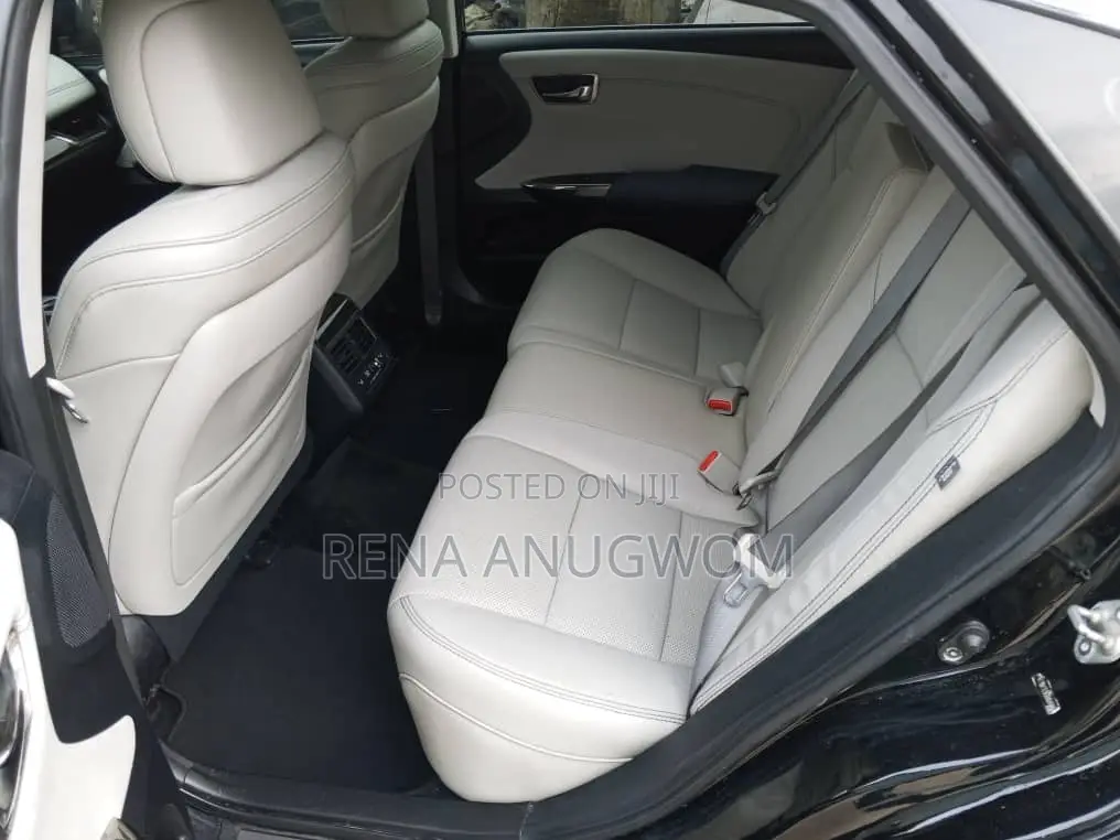 Toyota Avalon 2018 Black
