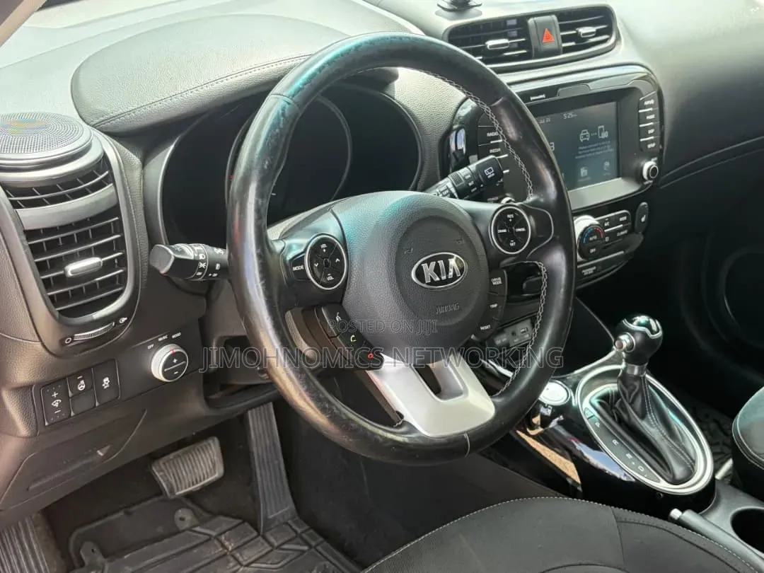 Kia Soul 2019 Red